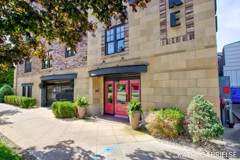 11 S 1st St #505, Grand Haven, MI 49417