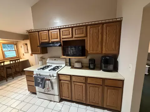 Kitchen - 1055 Miller, Plainwell, MI 49080 photo 1 of 3