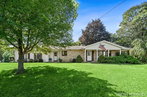 6162 147th Ave, Holland, MI 49423