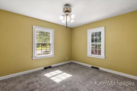 Bedroom - 850 Upton Ave, Springfield, MI 49037 photo 1 of 7
