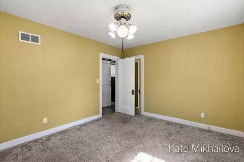 Bedroom - 850 Upton Ave, Springfield, MI 49037 photo 3 of 7