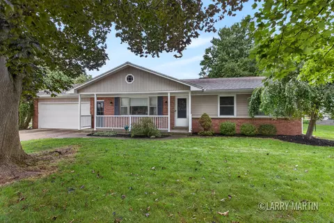 3649 Aspen Ct SW, Grandville, MI 49418