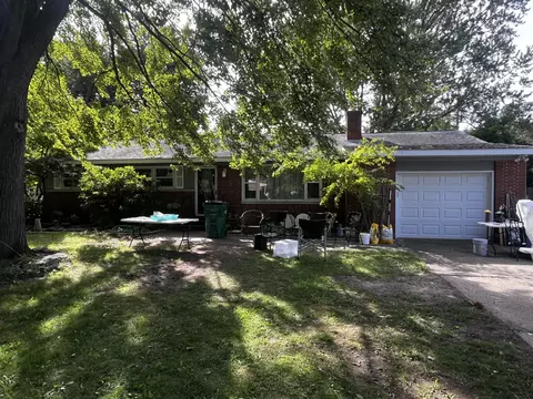 3889 Molly Blvd, Muskegon, MI 49444