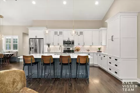 Kitchen - 7290 Knapp St NE, Ada, MI 49301 photo 2 of 6