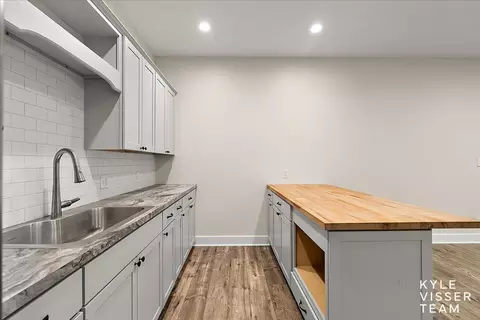 Kitchen - 7290 Knapp St NE, Ada, MI 49301 photo 6 of 6