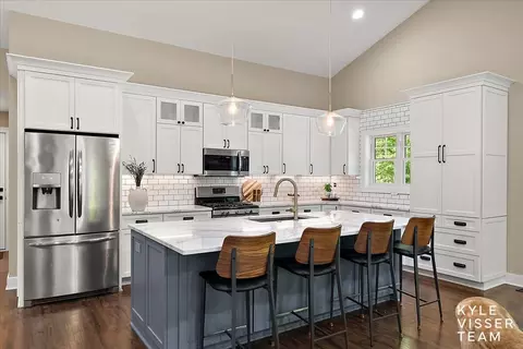 Kitchen - 7290 Knapp St NE, Ada, MI 49301 photo 3 of 6