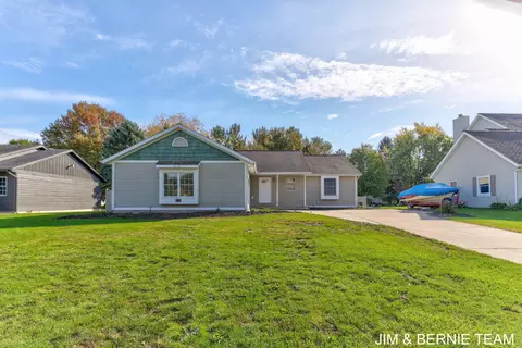 3114 Fox Fire Trl, Zeeland, MI 49464