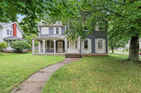 Exterior - 413 E Mansion St, Marshall, MI 49068 photo 2 of 5