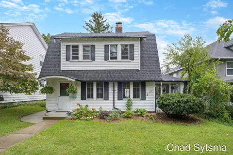 324 Ball Park Blvd NW, Grand Rapids, MI 49504
