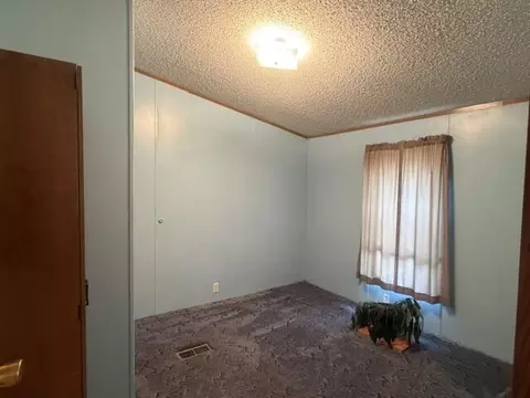 Bedroom - 1505 E Van Buren St, White Cloud, MI 49349 photo 3 of 3