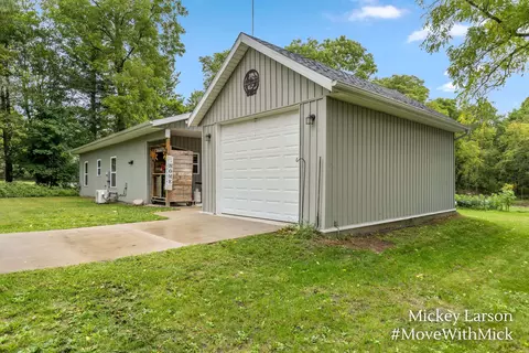 Other - 134 E 1st St, Stanton, MI 48888 photo 4 of 5