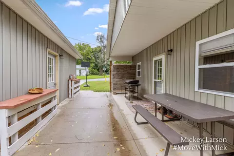 Exterior - 134 E 1st St, Stanton, MI 48888 photo 3 of 8