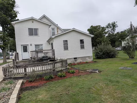 Exterior - 535 W Chicago St, Bronson, MI 49028 photo 8 of 10