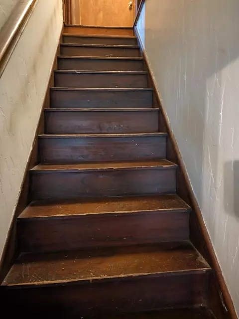 Entry Way - 535 W Chicago St, Bronson, MI 49028 photo 1 of 3