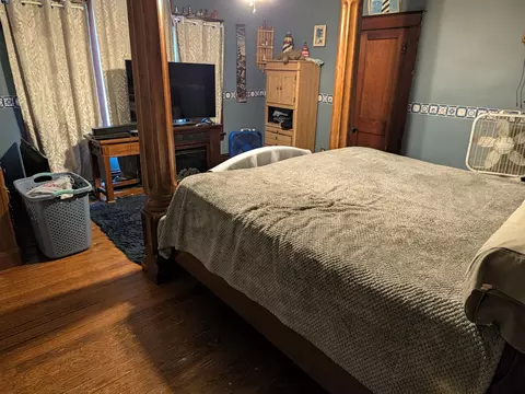 Bedroom - 535 W Chicago St, Bronson, MI 49028 photo 1 of 5