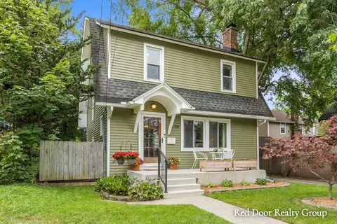 1108 Fisk Rd SE, Grand Rapids, MI 49507