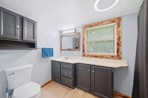 Bath - 865 Winifred St, Jackson, MI 49202 photo 1 of 2