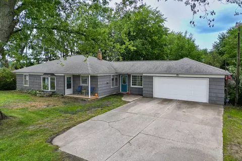 4241 136th Ave, Holland, MI 49424