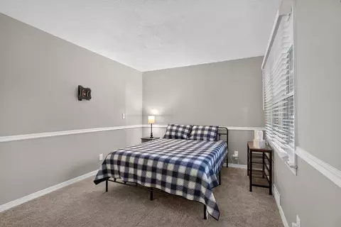 Bedroom - 163 Robinson Rd, Jackson, MI 49203 photo 5 of 10
