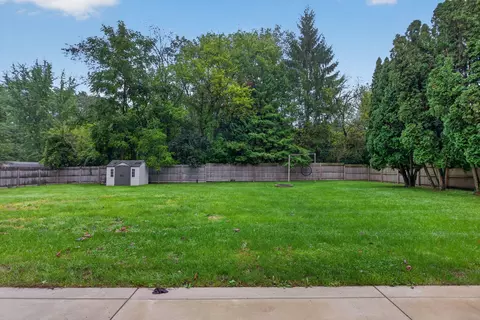 Exterior - 163 Robinson Rd, Jackson, MI 49203 photo 8 of 16
