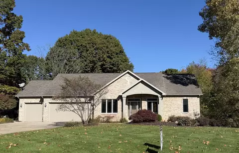 4786 Sunflower Ridge Dr NE, Ada, MI 49301