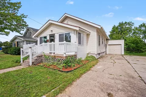 436 Catawba Ave, Muskegon, MI 49442