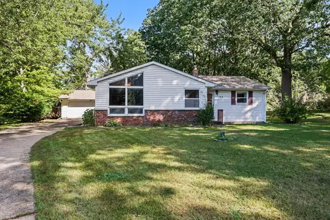 199 Gregg Dr, Battle Creek, MI 49014