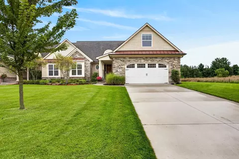 12209 Tullymore Dr # 35, Stanwood, MI 49346