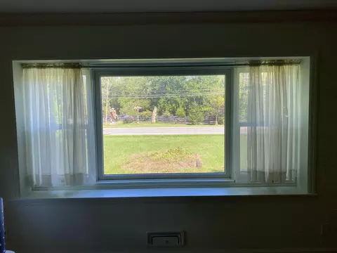 Living - 143 E Colon Rd, Coldwater, MI 49036 photo 4 of 5
