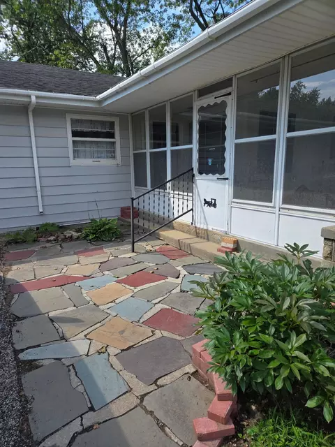 Exterior - 143 E Colon Rd, Coldwater, MI 49036 photo 4 of 10