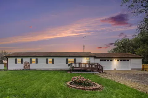 Exterior - 5670 Trailer Park Dr, Jackson, MI 49201 photo 4 of 4