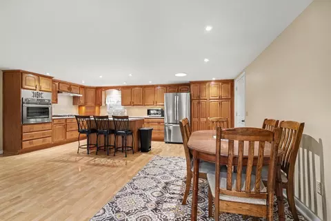 Dining - 5670 Trailer Park Dr, Jackson, MI 49201 photo 2 of 2