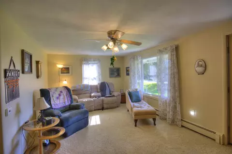 Living - 2300 Oleary Rd, Jackson, MI 49201 photo 2 of 3