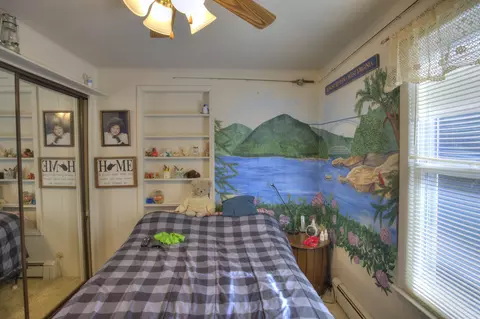 Bedroom - 2300 Oleary Rd, Jackson, MI 49201 photo 5 of 10