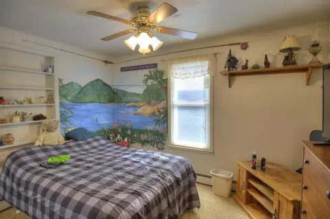 Bedroom - 2300 Oleary Rd, Jackson, MI 49201 photo 1 of 10