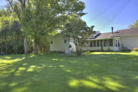 Exterior - 2300 Oleary Rd, Jackson, MI 49201 photo 12 of 15