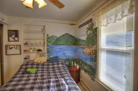 Bedroom - 2300 Oleary Rd, Jackson, MI 49201 photo 4 of 10