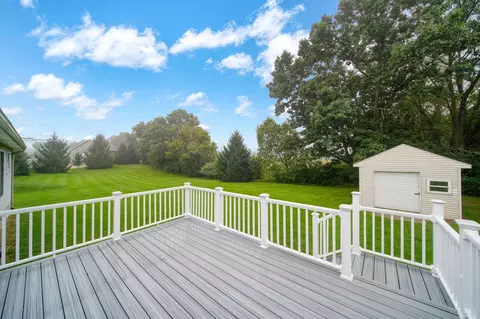 Exterior - 1239 Breezy Ln, Jackson, MI 49201 photo 12 of 14