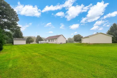 Exterior - 1239 Breezy Ln, Jackson, MI 49201 photo 8 of 14