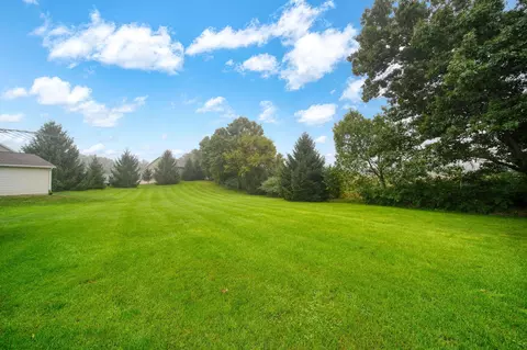 Exterior - 1239 Breezy Ln, Jackson, MI 49201 photo 14 of 14