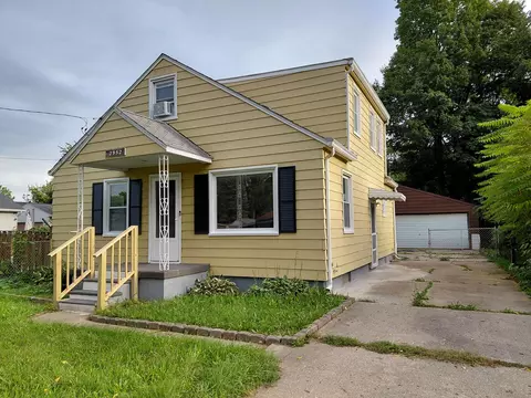 Exterior - 2952 Nathan Ave, Flint, MI 48506 photo 2 of 9