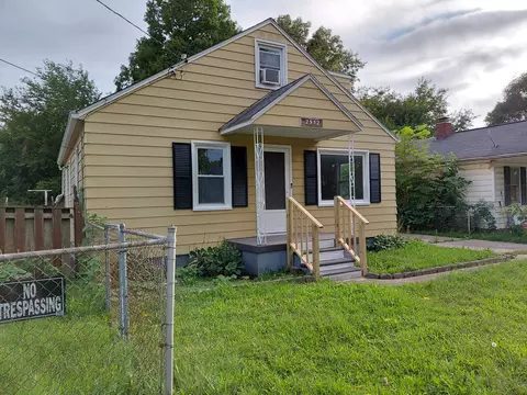 Exterior - 2952 Nathan Ave, Flint, MI 48506 photo 3 of 9