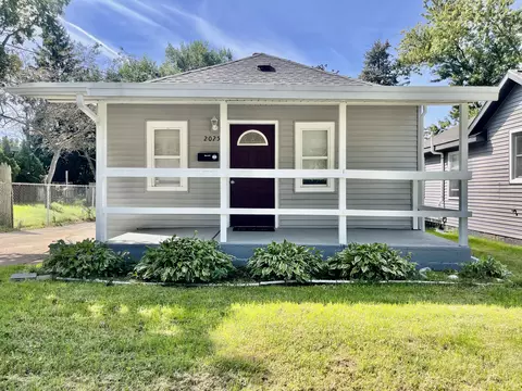 2025 De Hoop Ave SW, Wyoming, MI 49509