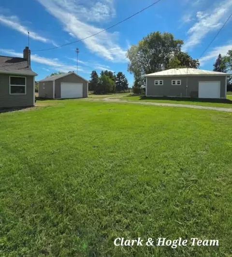 Exterior - 2983 Divine Hwy, Lyons, MI 48851 photo 7 of 7