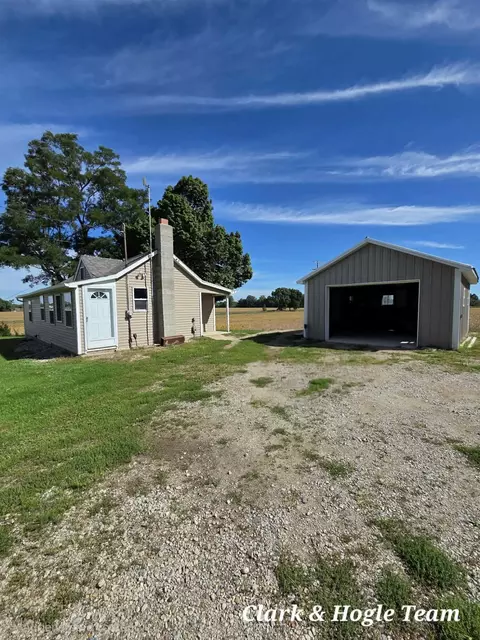 Exterior - 2983 Divine Hwy, Lyons, MI 48851 photo 5 of 7