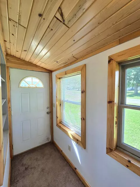 Entry Way - 2983 Divine Hwy, Lyons, MI 48851 photo 1 of 1