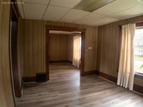 132 Wall St, Jackson, MI 49203 photo 3