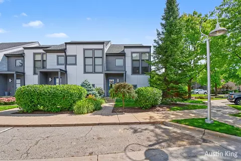 2114 New Town Dr NE, Grand Rapids, MI 49525
