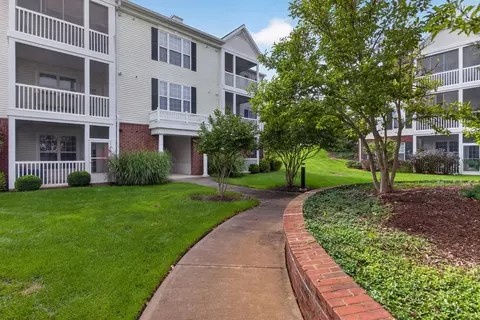 Exterior - 1967 Coventry Cir, Jackson, MI 49201 photo 5 of 10