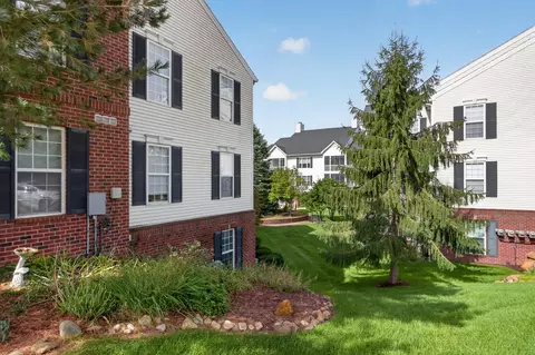Exterior - 1967 Coventry Cir, Jackson, MI 49201 photo 10 of 10